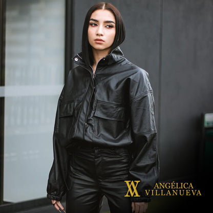 Victoria Negra Mujer